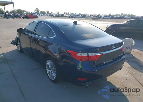 2015 Lexus Es 350 z USA, uszkodzony, nr VIN JTHBK1GG9F2207851